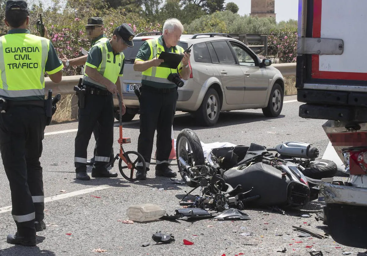 Muere Un Motorista Al Chocar Contra Un Cami N En San Javier La Verdad